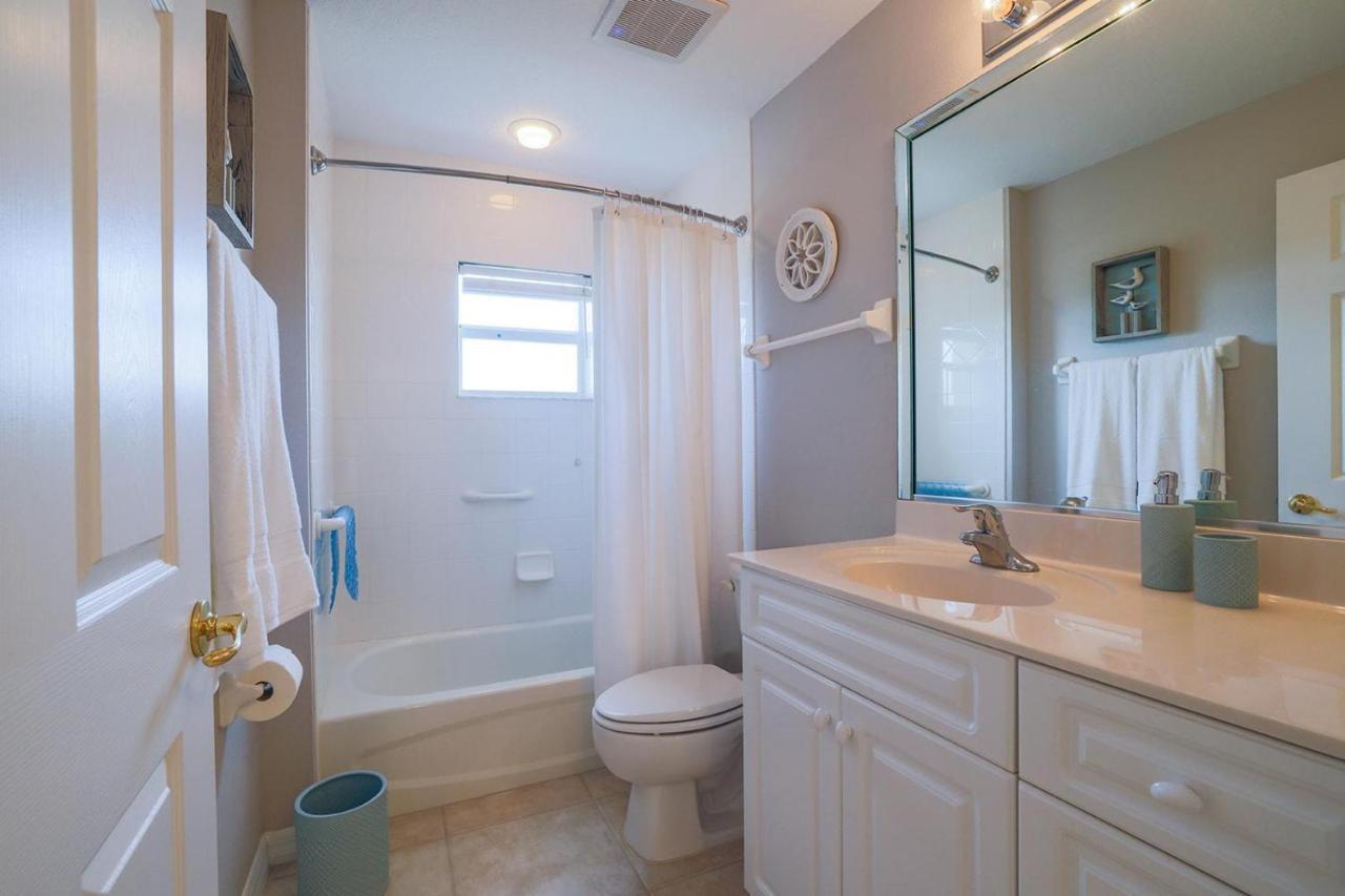 3 Bedroom 2 Bath Oceanwalk Condo With Estuary Views New Smyrna Beach Eksteriør billede